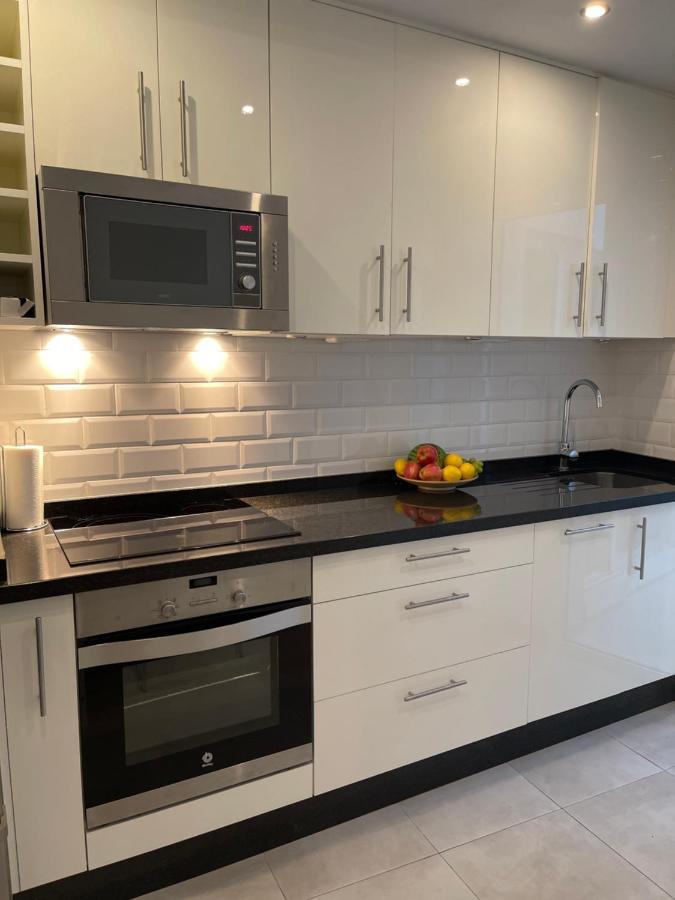 New Townhouse In The Heart Of Nerja With Jacuzzi Exterior foto