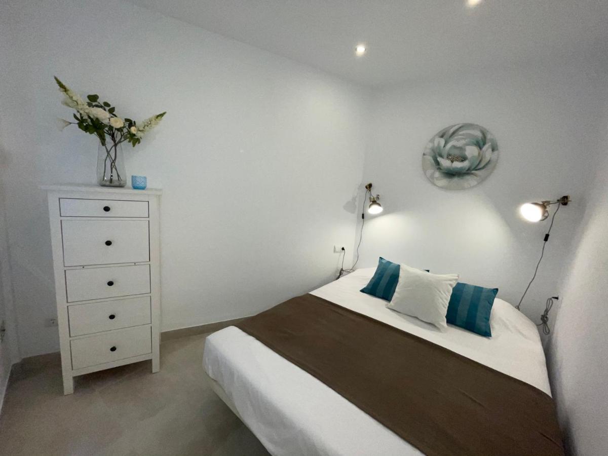 New Townhouse In The Heart Of Nerja With Jacuzzi Exterior foto