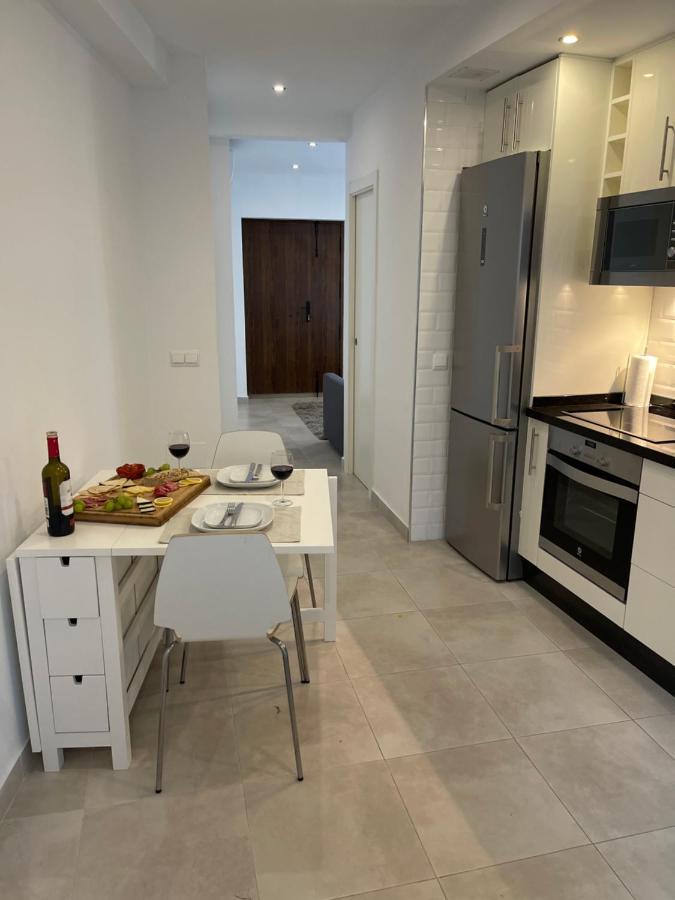 New Townhouse In The Heart Of Nerja With Jacuzzi Exterior foto